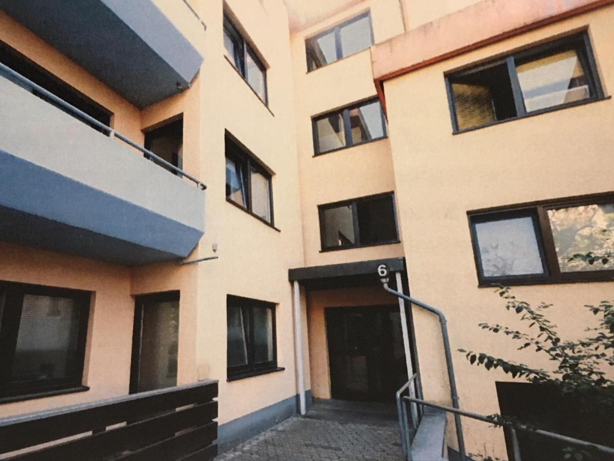 Zwei Zimmer Appartment Mit Balkon Und Stellplatz Voll Moebliert トリーア エクステリア 写真
